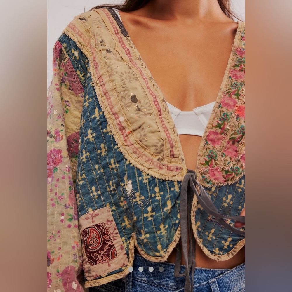 Magnolia Pearl Kalamkari Andhra Jacket - Picture 4 of 13